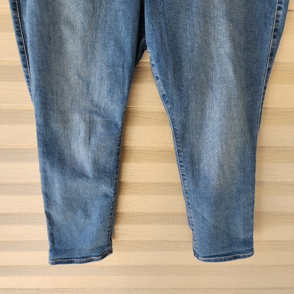 Torrid women's jean joggers - Picture 5 of 15